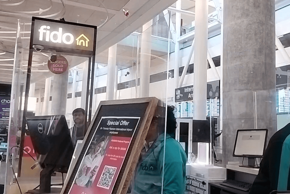 Fido Booth - Toronto Pearson International Airport (Terminal 1)